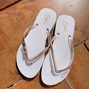 Rose Gold White Candies flip flops L 9/10